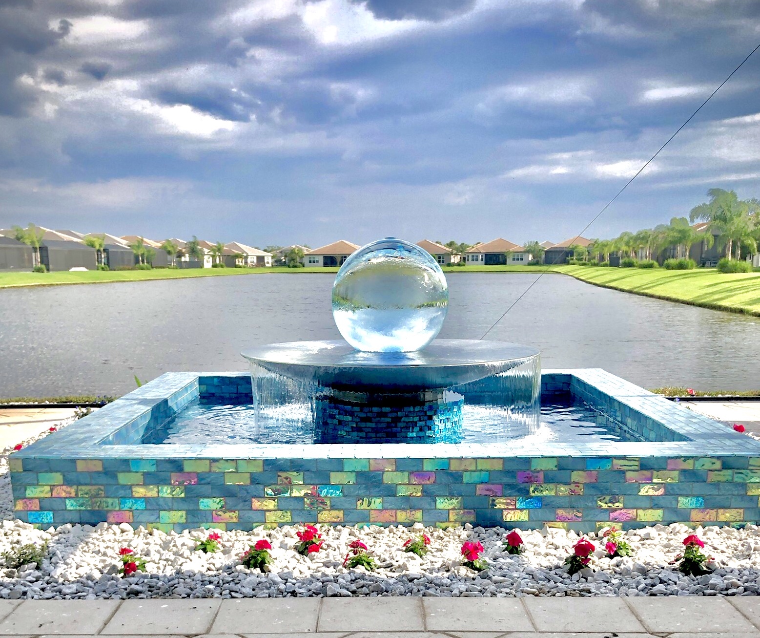 Aquasphere fountain